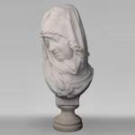 Albert-Ernest CARRIER-BELLEUSE (1824 - 1887), « Allégorie de l'hiver » buste en marbre de Carrare