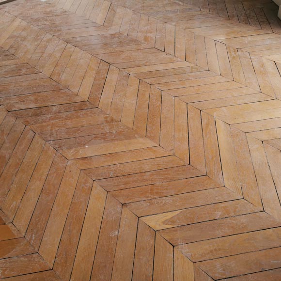 Lot de 17 m² de parquet ancien Point de Hongrie en chêne-0