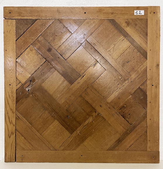 Environ 26 m² de parquet Versailles en chêne, XVIII siècle-12