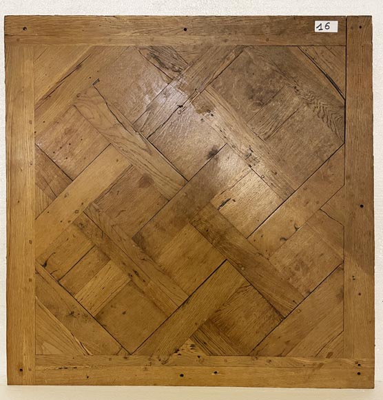 Environ 26 m² de parquet Versailles en chêne, XVIII siècle-16