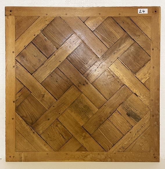 Environ 26 m² de parquet Versailles en chêne, XVIII siècle-24