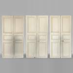 Lot de trois double portes en bois peint