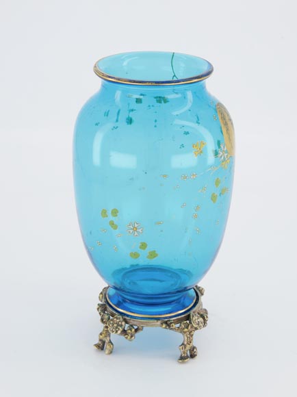 CRISTALLERIE DE BACCARAT et Eugène ROUSSEAU (modèle de), Paire de vases « Clair de Lune » en cristal bleu et monture en bronze doré, vers 1875-1890-7