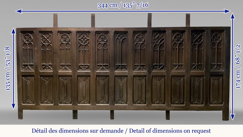 Elements de soubassement de boiserie en chêne de style Néo-gothique-17
