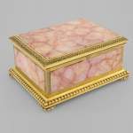 Beau coffret Napoléon III en spath fluor rose et bronze doré