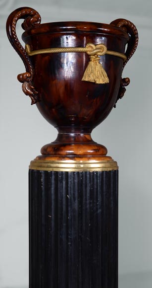 Vase monumental de style Napoléon III en céramique, en bronze et bois noirci-2