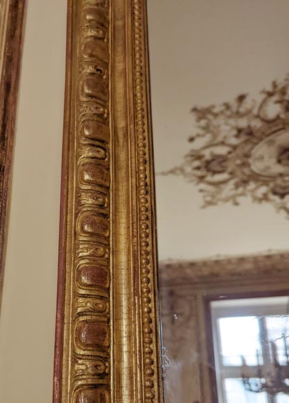 Grand trumeau de style Louis XV en résine dorée, XXe siècle-2