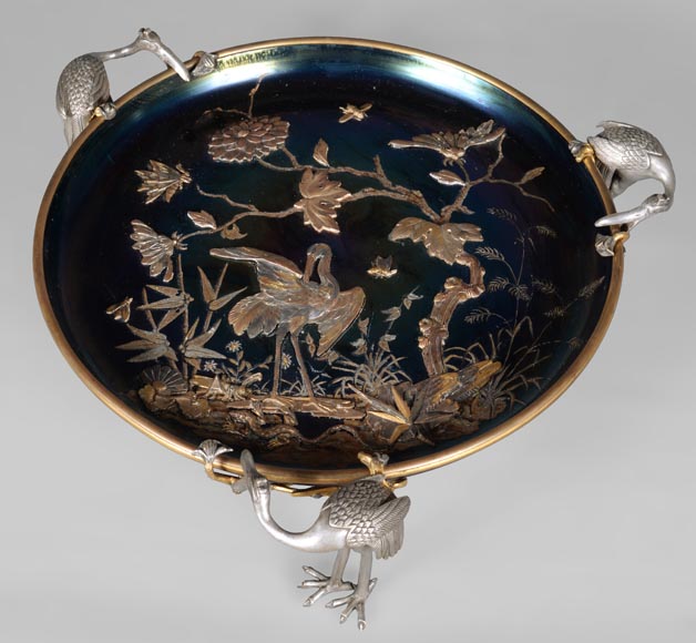 Maison GIROUX et Ferdinand DUVINAGE - Exceptionnelle et rare coupe aux échassiers en verre irisé et décor de galvanoplastie, vers 1870-1880-2