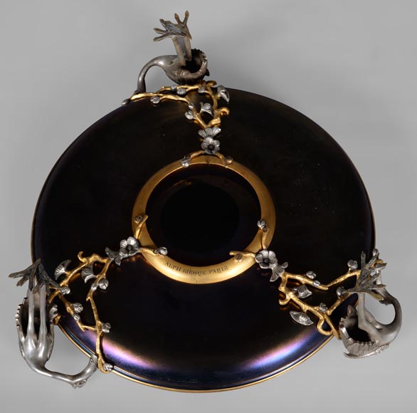 Maison GIROUX et Ferdinand DUVINAGE - Exceptionnelle et rare coupe aux échassiers en verre irisé et décor de galvanoplastie, vers 1870-1880-9