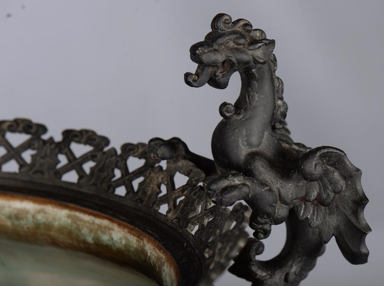 Fernand THESMAR, Grand vase chinoisant à monture en bronze au dragon-2