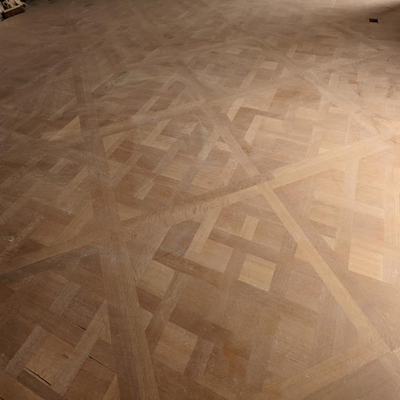 Lot d'environ 40 mètres carrés de parquet Versailles en chêne moderne-0