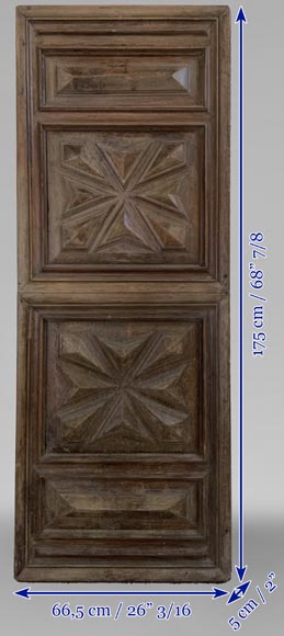 Elément de boiserie en noyer au motif de croix sculptées, XVIIIe siècle-6