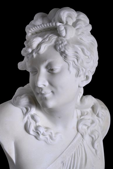 Joseph FRUGONI, Buste de femme ou Aphrodite Joseph FRUGONI, Buste de femme ou Aphrodite-2