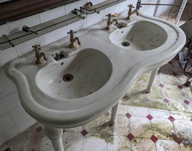 Lavabo sur pied à double vasque en faïence-3