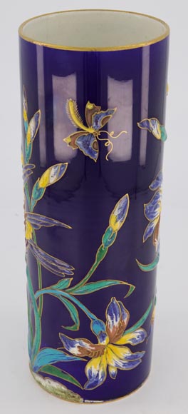 Manufacture de Longwy - Vase rouleau à décor émaillé en relief d'iris et insectes sur fond bleu de Sèvres, vers 1890-2