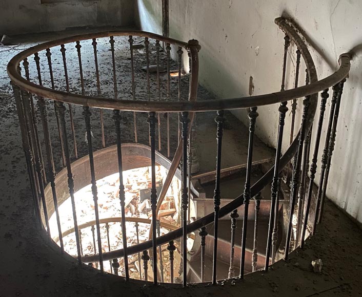 Escalier en colimaçon à noyau creu-4