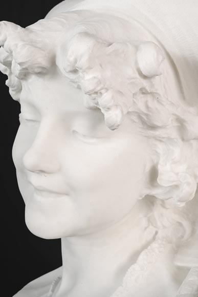 F. SAUL - Jeune fille au chapeau dans les vignes, buste sculpté en marbre de carrare-5