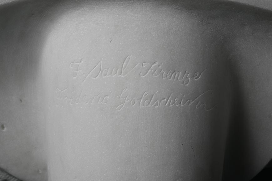 F. SAUL - Jeune fille au chapeau dans les vignes, buste sculpté en marbre de carrare-12