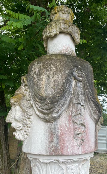 Fontaine de jardin à double vasque en pierre de style Régence-1