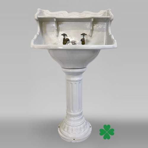 Lavabo en faïence sur colonne, XIXe siècle