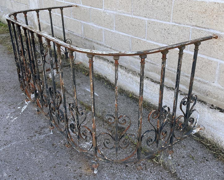 Grille de balcon à trois côtés en fer forgé, XIXe siècle-2