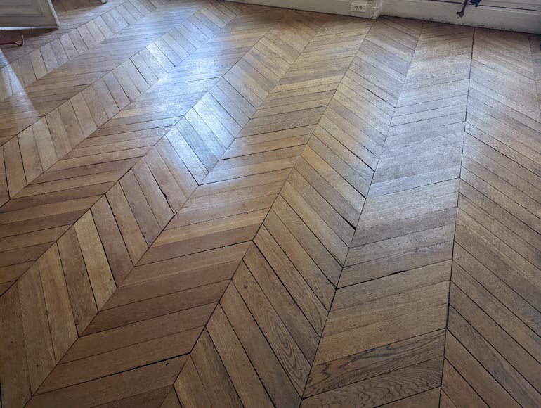 Lot de 34 m² de parquet ancien Point de Hongrie-1