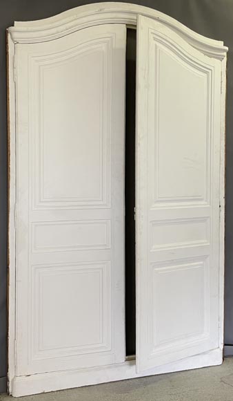 Double porte de placard galbée avec châssis-1