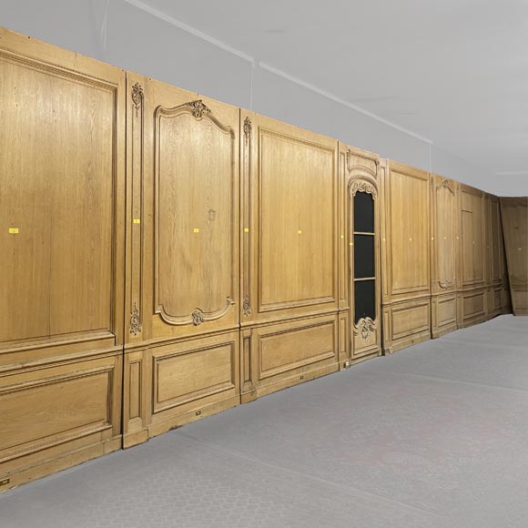 Boiseries en chêne de style Louis XV-0