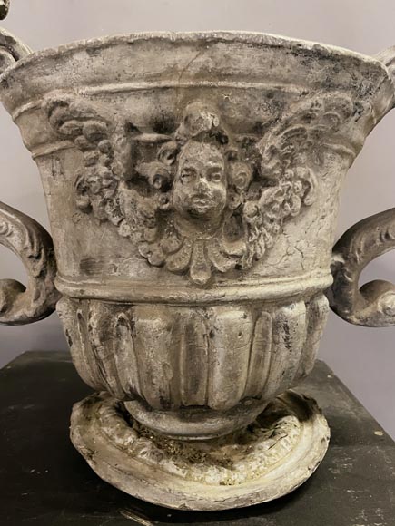 Vase en plomb de style baroque anglais, Fonderie Bulbeck, XIXe siècle-4