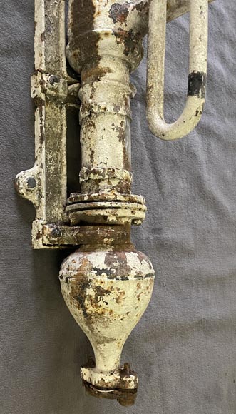 Pompe à eau en applique en fonte-8