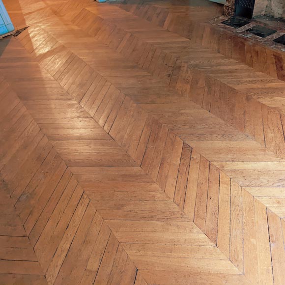 Lot de 14 m² de parquet point de Hongrie en chêne-0