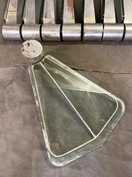 Escalier à colimaçon en verre et métal chromé-7
