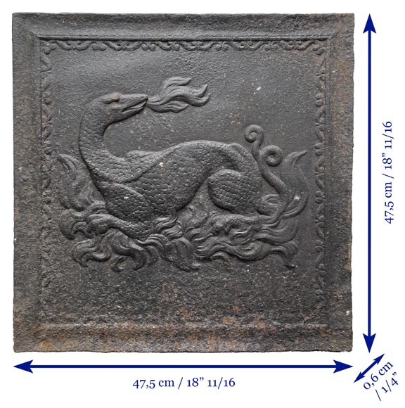 Plaque de cheminée du XVIIe siècle, décorée d’une salamandre, emblème de François Ier-5