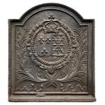 Plaque de cheminée du XVIIe siècle aux armes de France et de Navarre