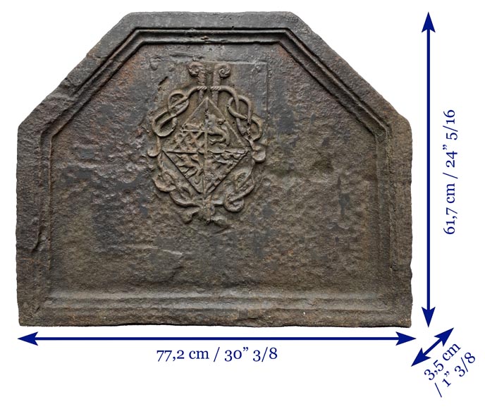 Plaque de cheminée, datant de vers 1600, représentant les armes d’Angélique d’Estrées-3