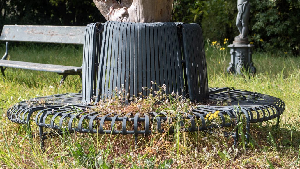 Banc circulaire de pourtour d'arbre-1