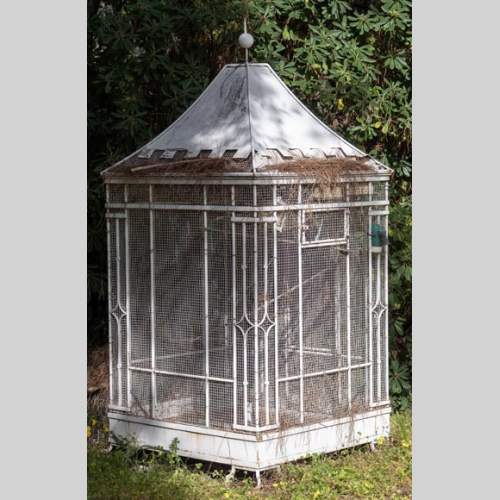 Grande cage à oiseau en fer