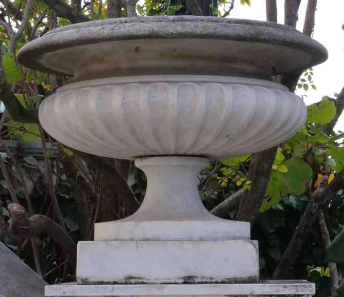 Paire de vasques de style classique en marbre-6