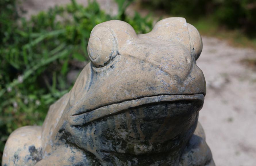 Paire de statues de grenouille en marbre des années 1950-2