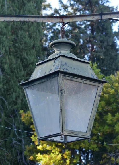 Petite lanterne en fer-1