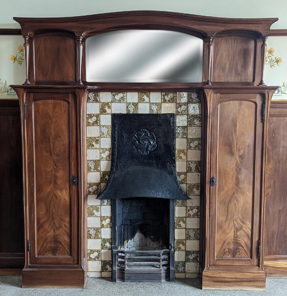 Boiserie de style Art Nouveau en acajou avec cheminée-2