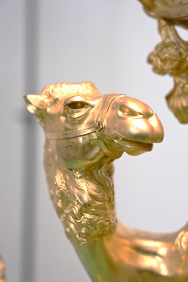 Pendule de style rocaille au dromadaire-5