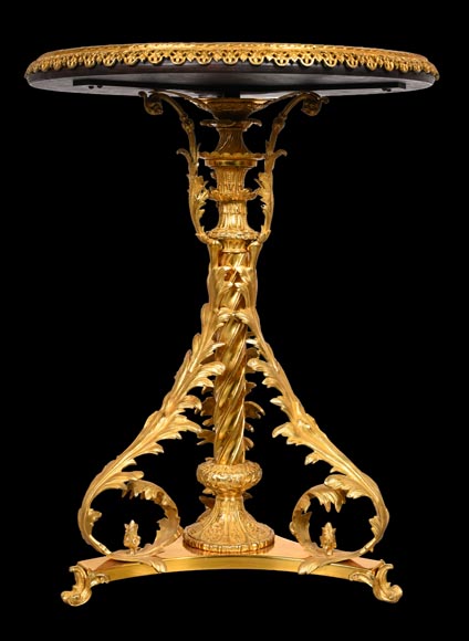 Guéridon en bronze doré avec plaque en porcelaine peinte, d’après Adrian VAN DER WERFF, 