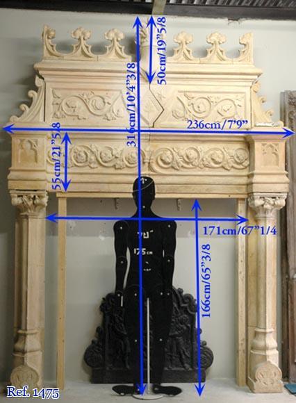 Importante cheminée de style Néo-Renaissance en terre cuite-13