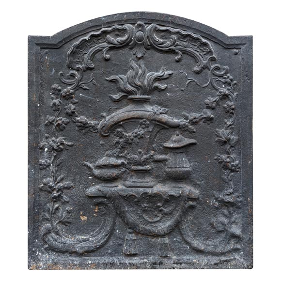 Petit plaque de style Louis XV au pot à feu et chocolatière-0