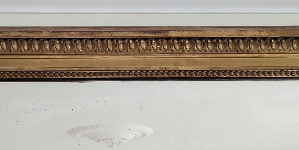 Trumeau doré de style Louis XVI au décors de perles-1