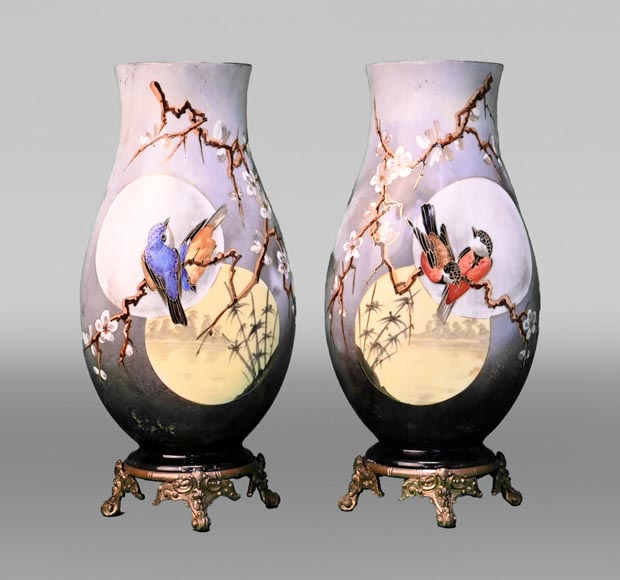 BACCARAT, Paire de vases au décor japonisants, vers 1900-0