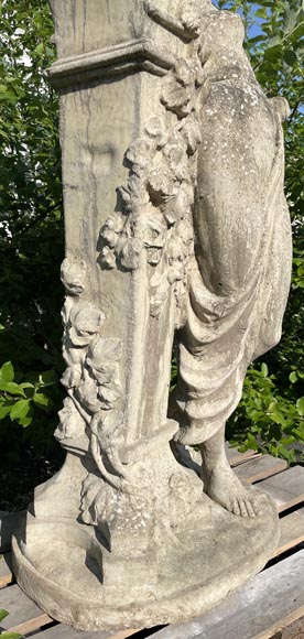 Statue de jardin en pierre composite représentant une femme rendant hommage à Baccus-13
