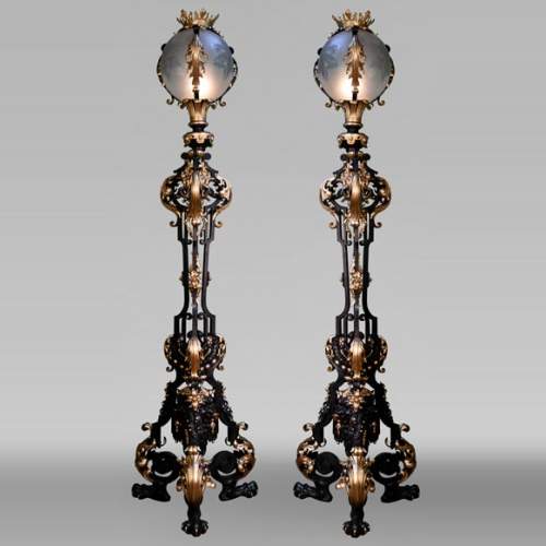 Maison Bernard, ferronnier d’art, paire de lampadaires richement ornés, vers 1889