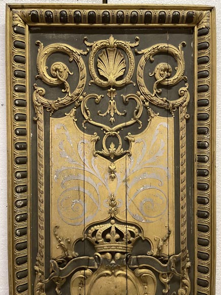 Panneau de boiserie en bois sculpté et doré-1